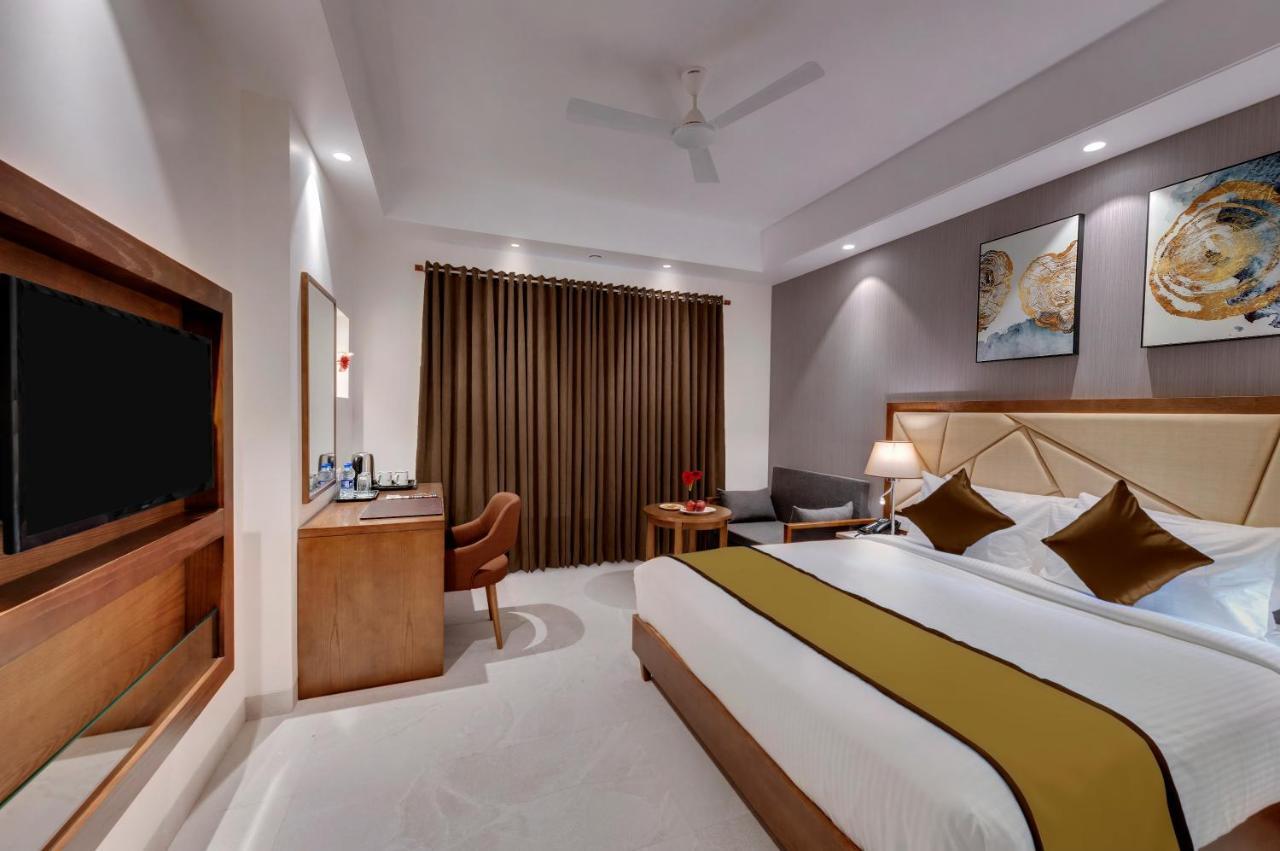 Click Hotel Aurangabad Exterior photo